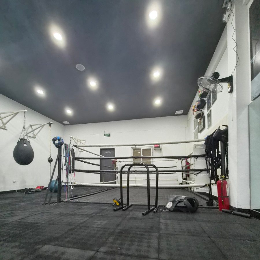 런닝맨 헬스장 (Running Man Gym)